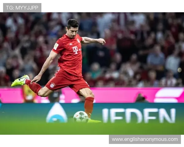 莱万多夫斯基与弗里克持续提升战术核心，重塑球队竞争力与发展方向