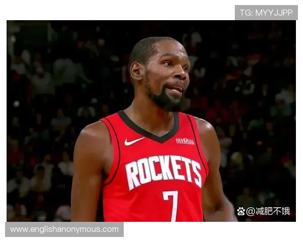 杜兰特家里那厨房装修得比明星豪宅还气派，球场外的他竟然爱这样过日子？